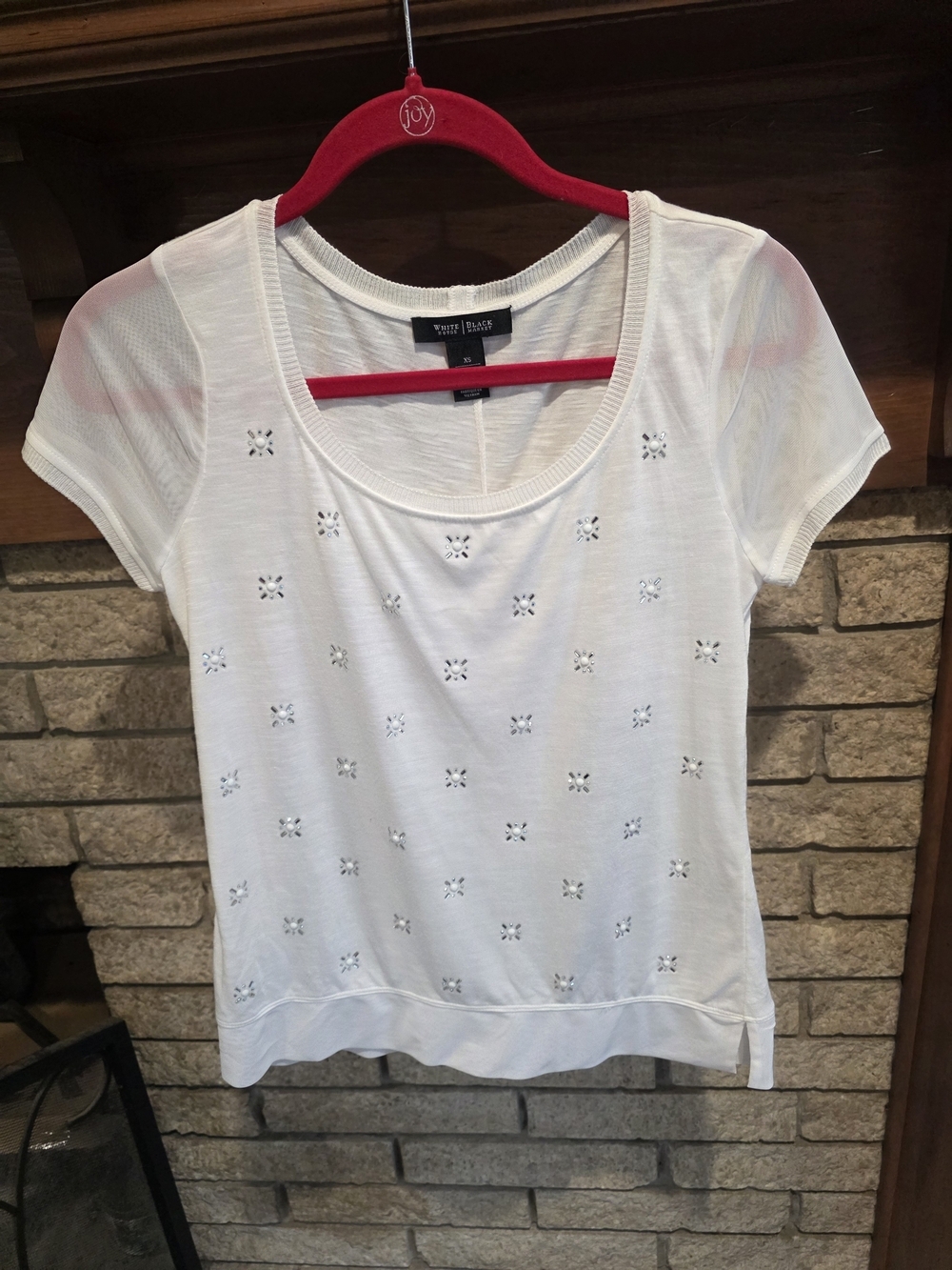 White House Black Market White Rhinestone Scoop Neck Short Sleeve Tee - Picture 2 of 6